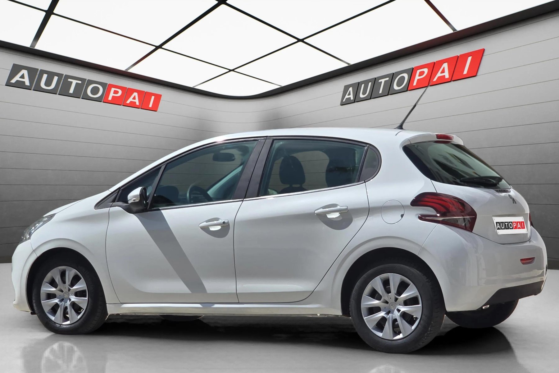 PEUGEOT 208 1.6 BlueHDI 75cv. ACCESS 5