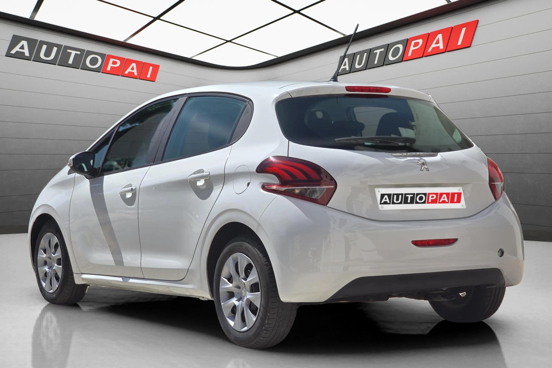 PEUGEOT 208 1.6 BlueHDI 75cv. ACCESS 6