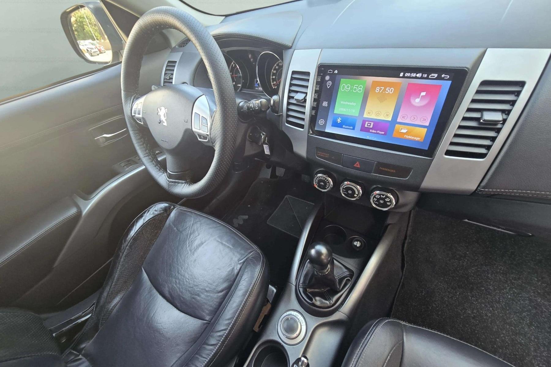 PEUGEOT 4007 2.2HDI 160cv. 4WD SPORT LINE 7 plazas 29