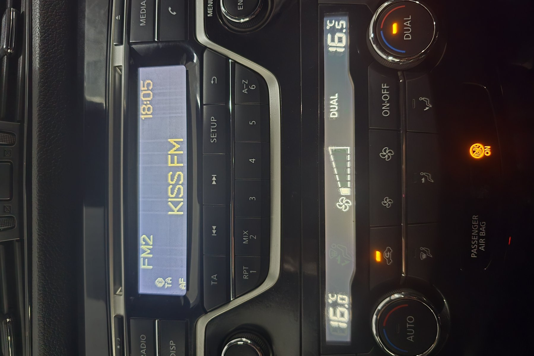 NISSAN X-TRAIL 1.7 dci 150cv. 4x4 ACENTA 5 plazas 28 