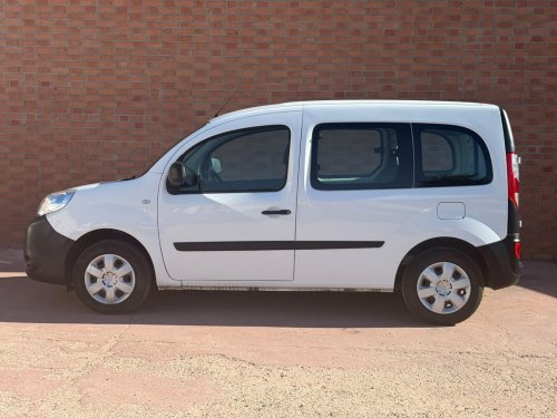 RENAULT KANGOO COMBI (O) PROFES. M1-AF BLUE DCI 70 KW - SS 2021 de segunda mano