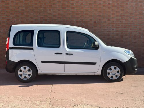 RENAULT KANGOO COMBI (O) PROFES. M1-AF BLUE DCI 70 KW - SS 2021 de segunda mano