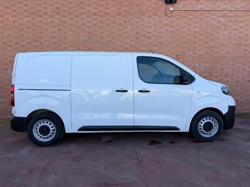 TOYOTA PROACE 1.5D 100CV BUSINESS 1PL 2PT L1 2020 de segunda mano