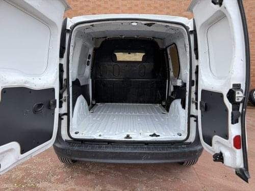 RENAULT KANGOO EXPRESS 1.5 BLUE DCI 70KW PROFESIONAL 2021 de segunda mano