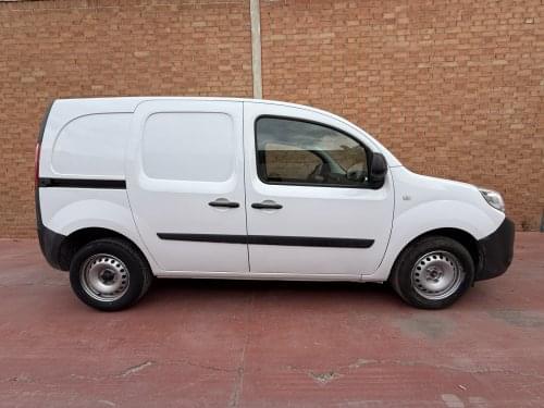 RENAULT KANGOO EXPRESS 1.5 BLUE DCI 70KW PROFESIONAL 2021 de segunda mano