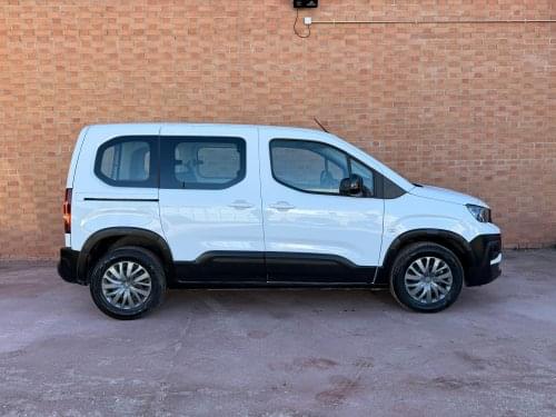 PEUGEOT RIFTER COMBI ACTIVE STANDARD BLUEHDI 73KW 2022 de segunda mano