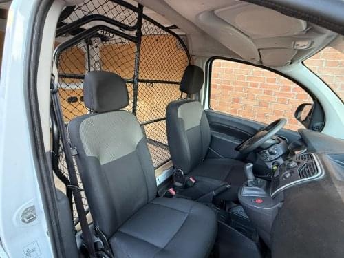 RENAULT KANGOO EXPRESS PROFESIONAL DCI E6/cop. ab+techo 2017 de segunda mano