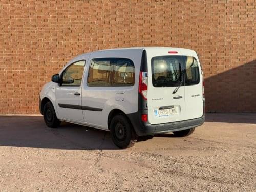 RENAULT KANGOO COMBI (O) PROFES. M1-AF BLUE DCI 70 KW S/S 2021 de segunda mano