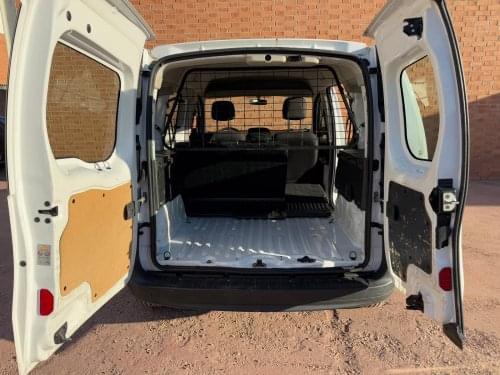 RENAULT KANGOO COMBI (O) PROFES. M1-AF BLUE DCI 70 KW S/S 2021 de segunda mano