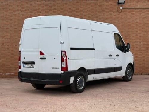 RENAULT MASTER FURGON T L2H2 3500 BL DCI 100KW (135CV) 2021 de segunda mano