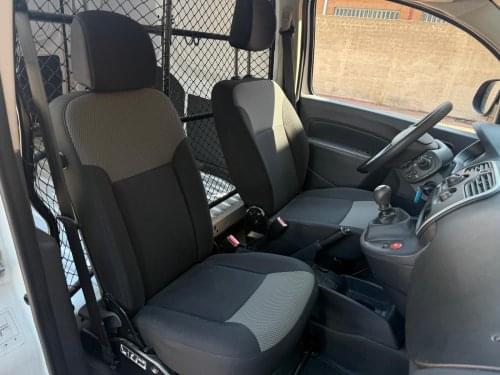 RENAULT KANGOO FG. PROFESIONAL BLUE DCI (80CV) / COP.AB 2021 de segunda mano