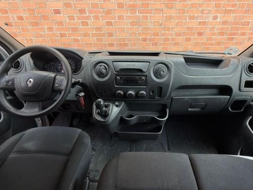 RENAULT MASTER 3T5 VAN STD FWD 130 E6 L3H2 2020 de segunda mano