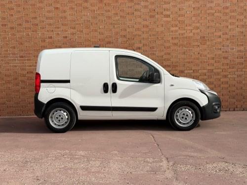 FIAT FIORINO CARGO SX N1 1.3 MJET 70 KW (95 CV) 2021 de segunda mano