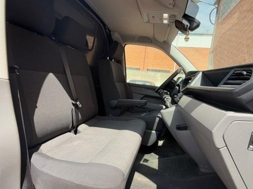 VOLKSWAGEN TRANSPORTER FG. CORTO TN 2.0 TDI 81KW (110CV) TALLER 2021 de segunda mano