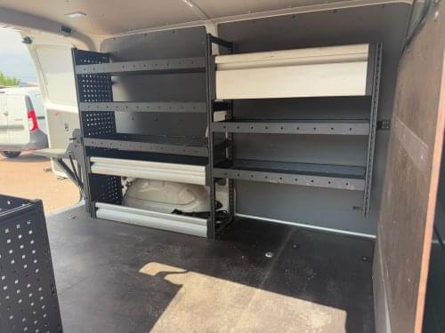 VOLKSWAGEN TRANSPORTER FG. CORTO TN 2.0 TDI 81KW (110CV) TALLER 2021 de segunda mano