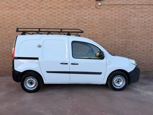 RENAULT KANGOO EXPRESS 1.5 BLUE DCI PROFESIONAL /BACA 2021 de segunda mano