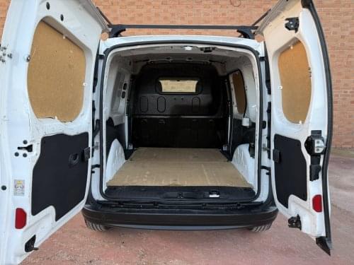 RENAULT KANGOO EXPRESS 1.5 BLUE DCI PROFESIONAL /BACA 2021 de segunda mano