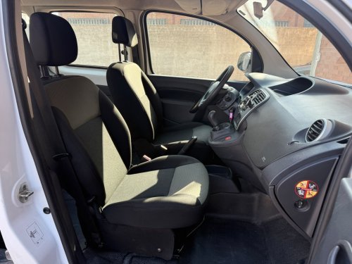 RENAULT KANGOO COMBI (O) PROFESIONAL N1 EN. DCI 55KW - SS 2020 de segunda mano