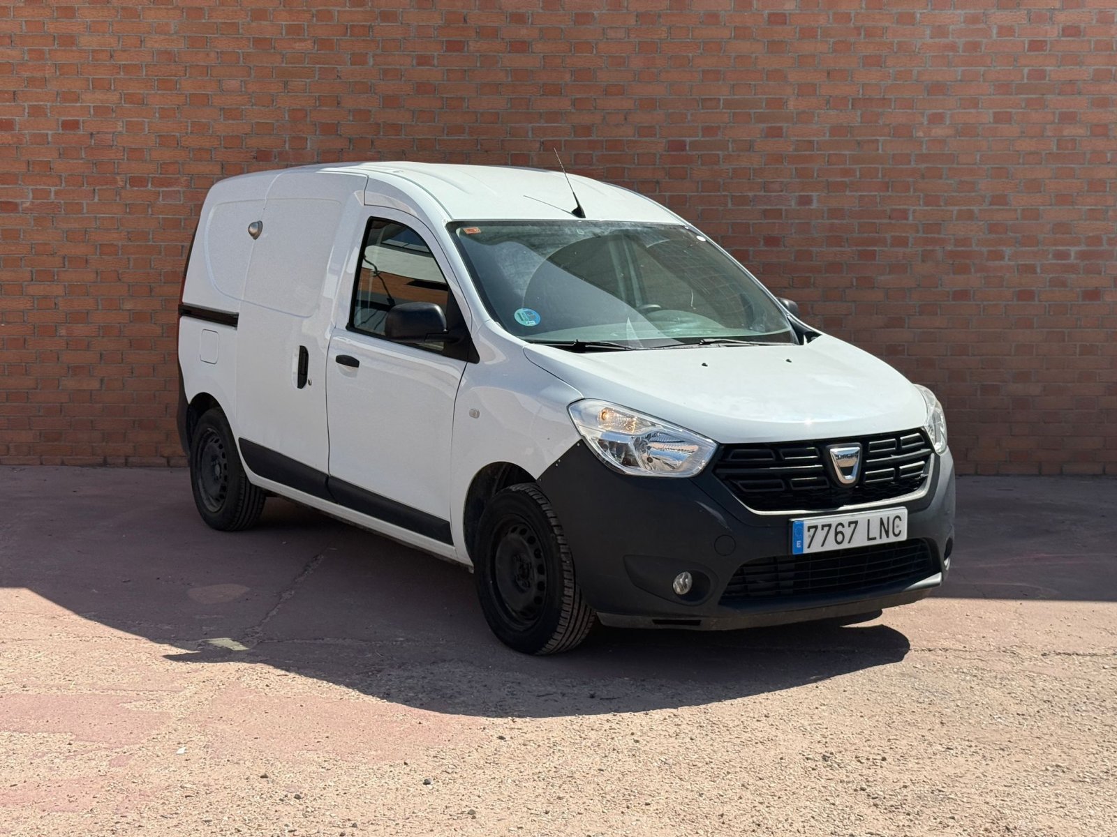 DACIA DOKKER VAN ESSENTIAL 1.6 80KW (110CV) GLP 3