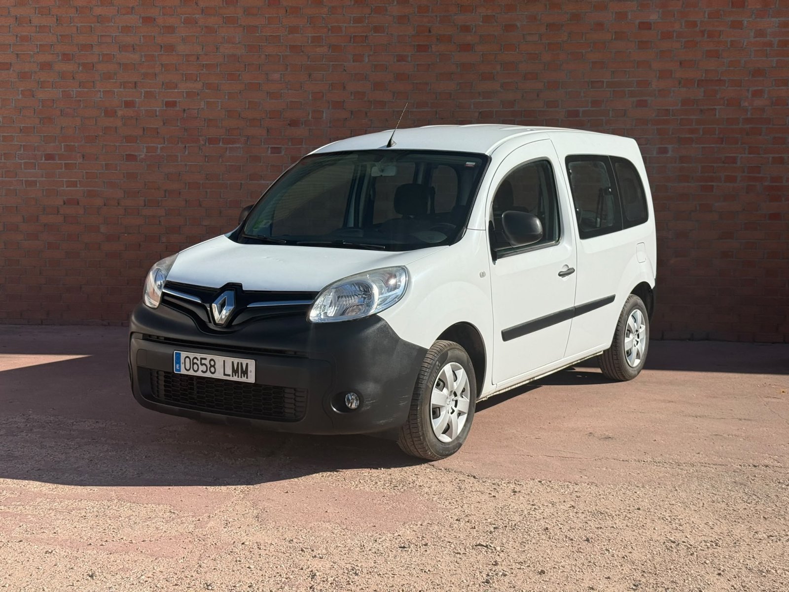 imagen de RENAULT KANGOO COMBI (O) PROFES. M1-AF BLUE DCI 70 KW - SS - REF: 00107