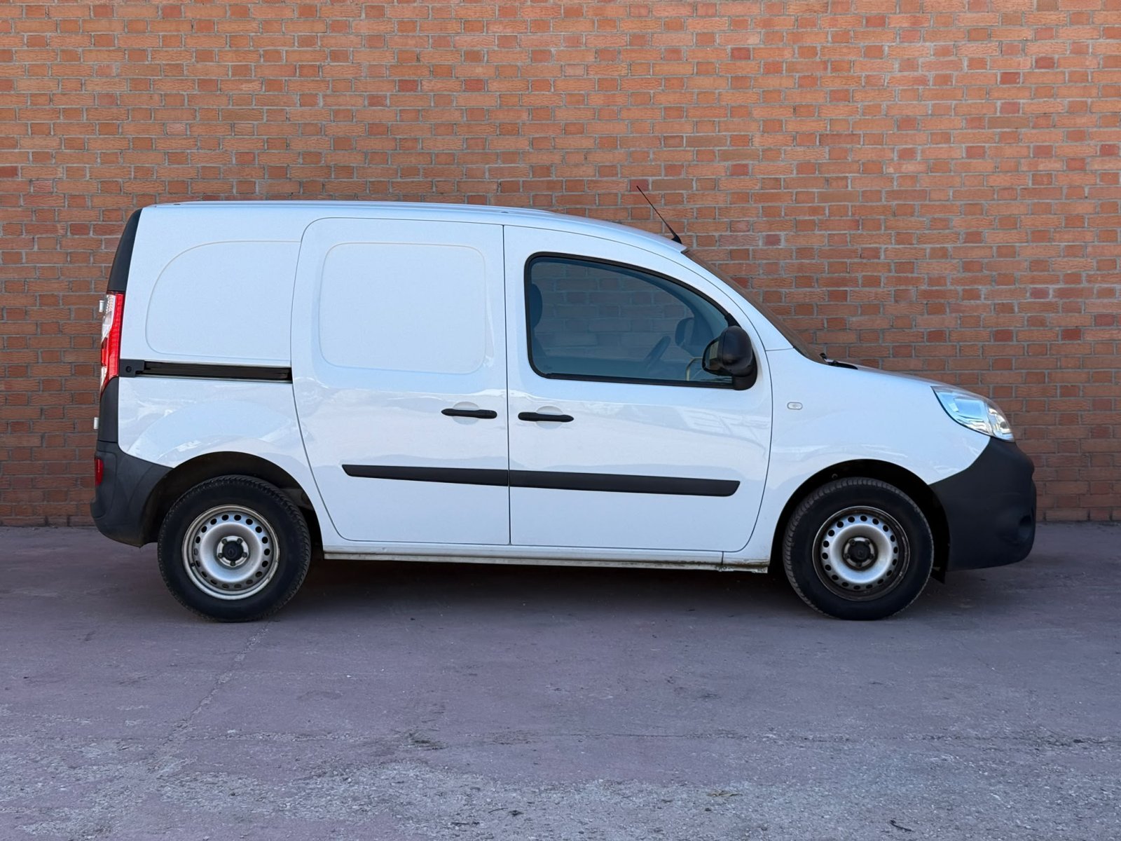 RENAULT KANGOO FURGON PROFESIONAL BLUE DCI 59 KW(80CV) 3