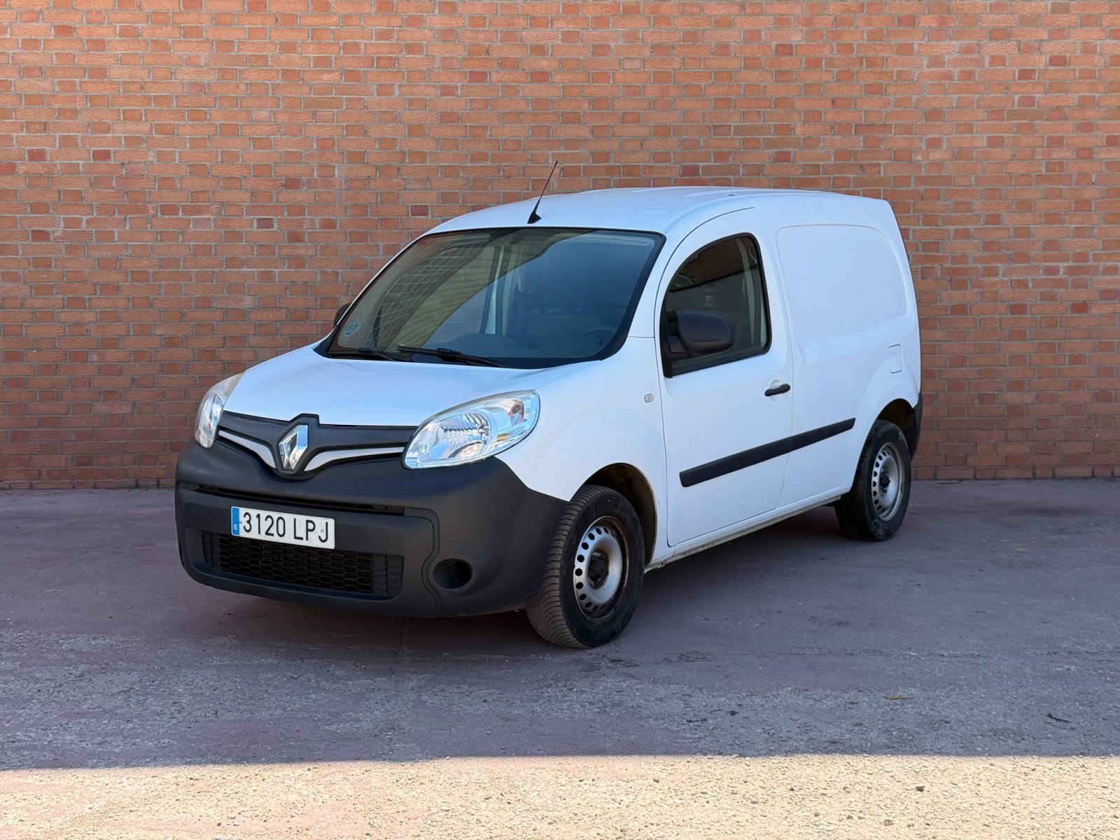 imagen de RENAULT KANGOO FURGON PROFESIONAL BLUE DCI 59 KW(80CV) - REF: 00109