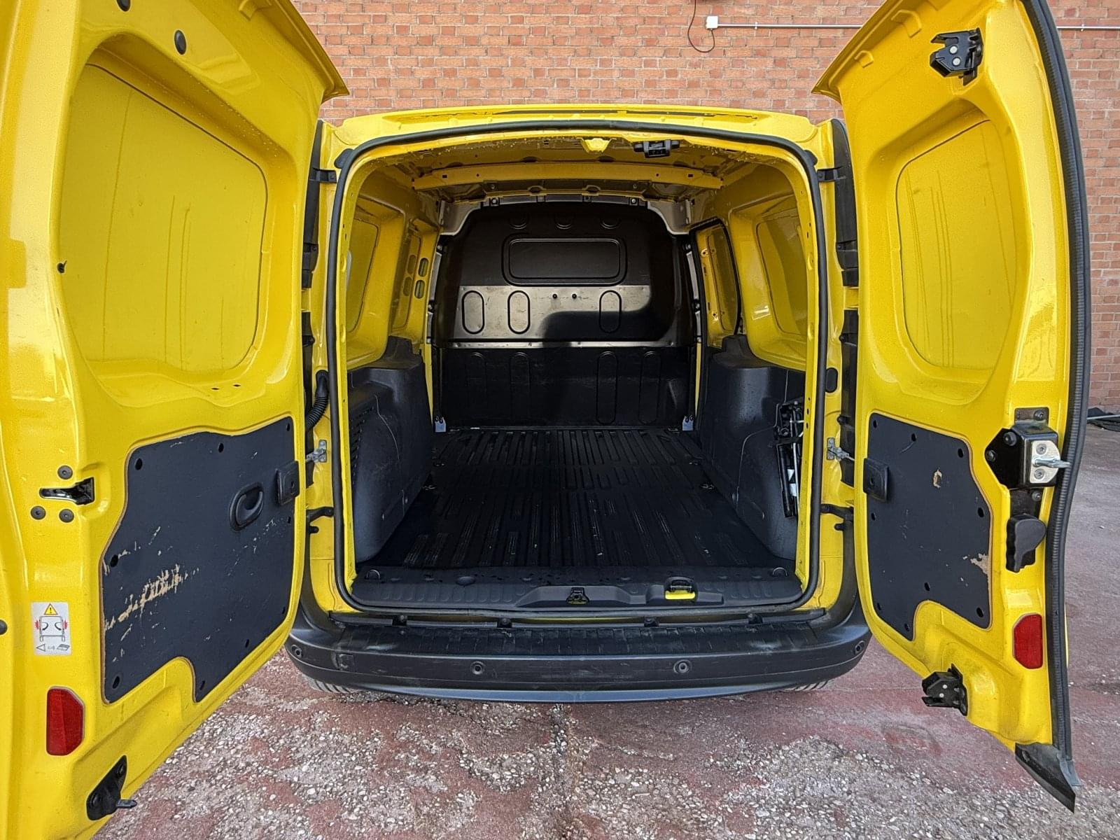 RENAULT KANGOO MAXI EXPRESS (O) PROFESIONAL 2P DCI /cam park 9