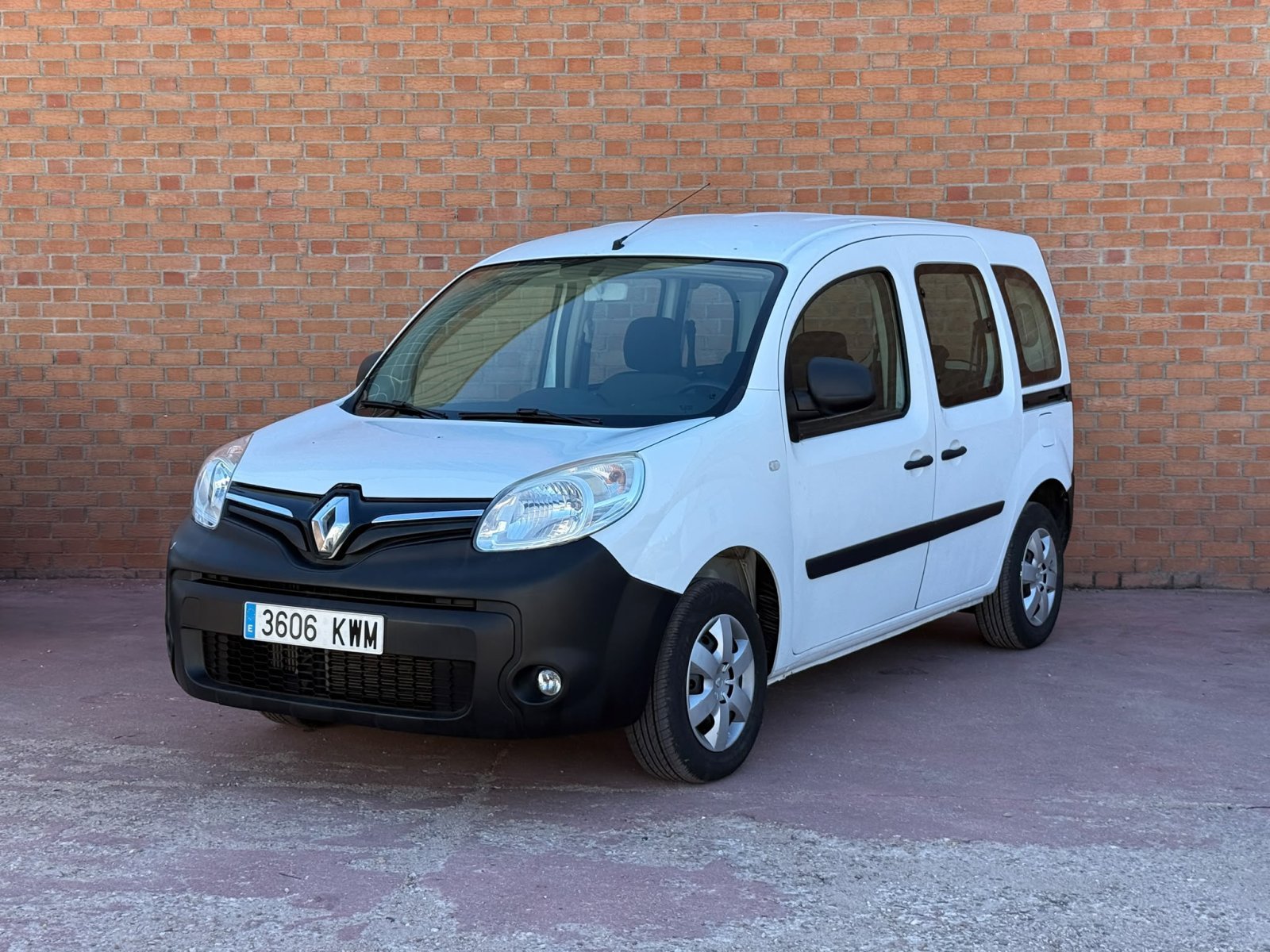 imagen de RENAULT KANGOO COMBI PROFESIONAL N1 ENERGY DCI 66KW (90CV) - REF: 00110