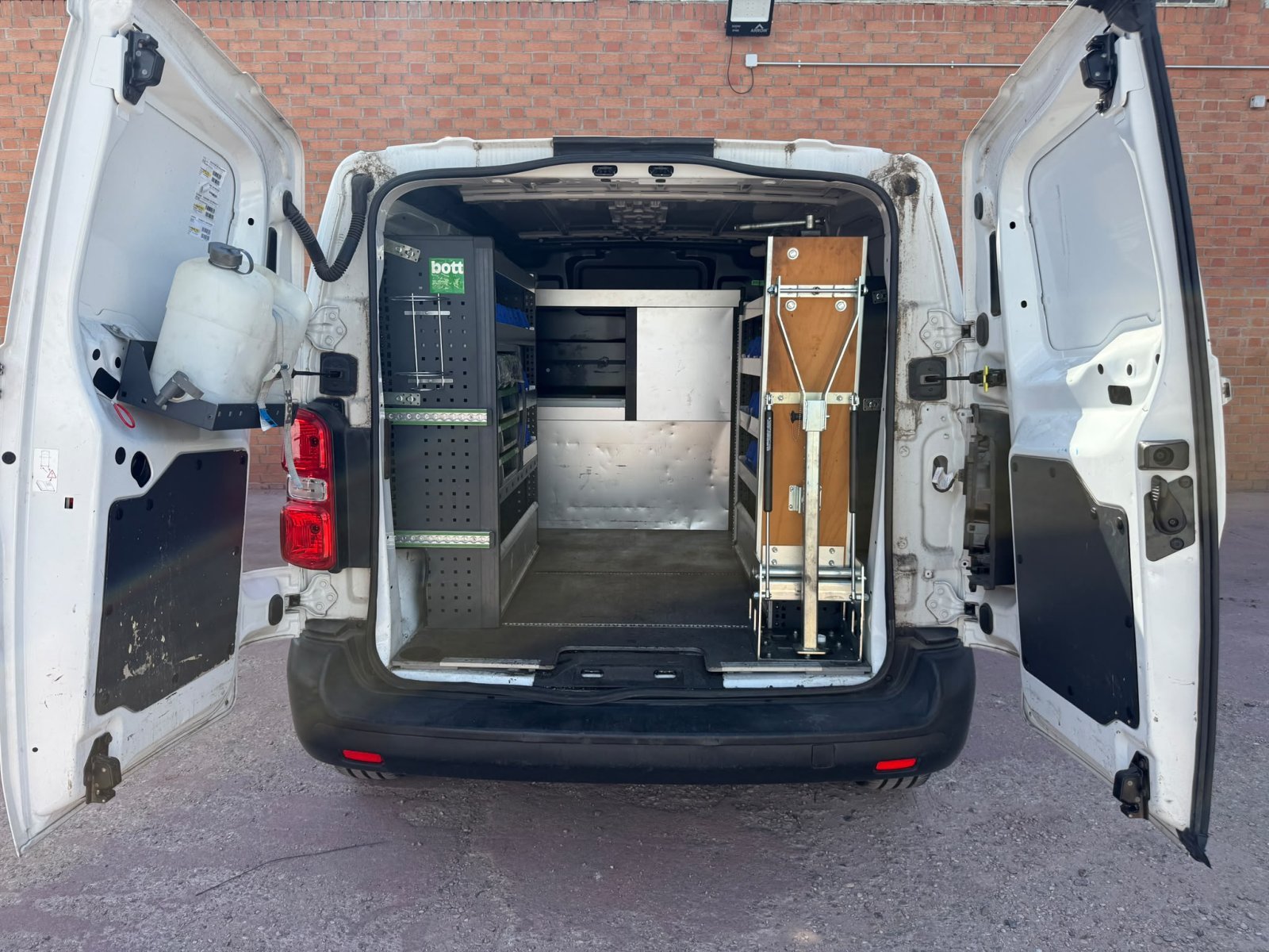TOYOTA PROACE 2.0D 120CV BUSINESS 1PL 2PT L1 FG.TALLER 2