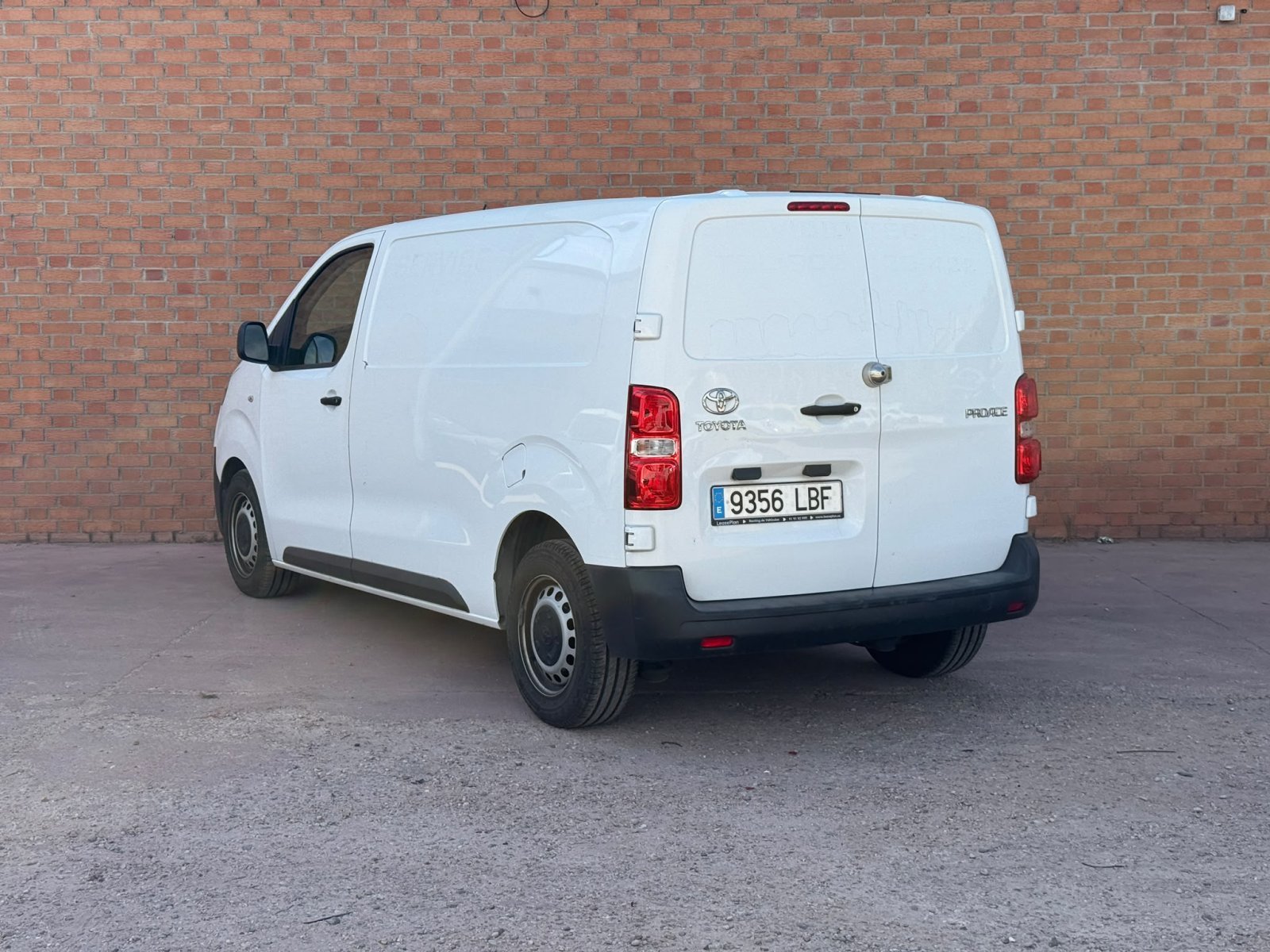 TOYOTA PROACE 2.0D 120CV BUSINESS 1PL 2PT L1 FG.TALLER 6