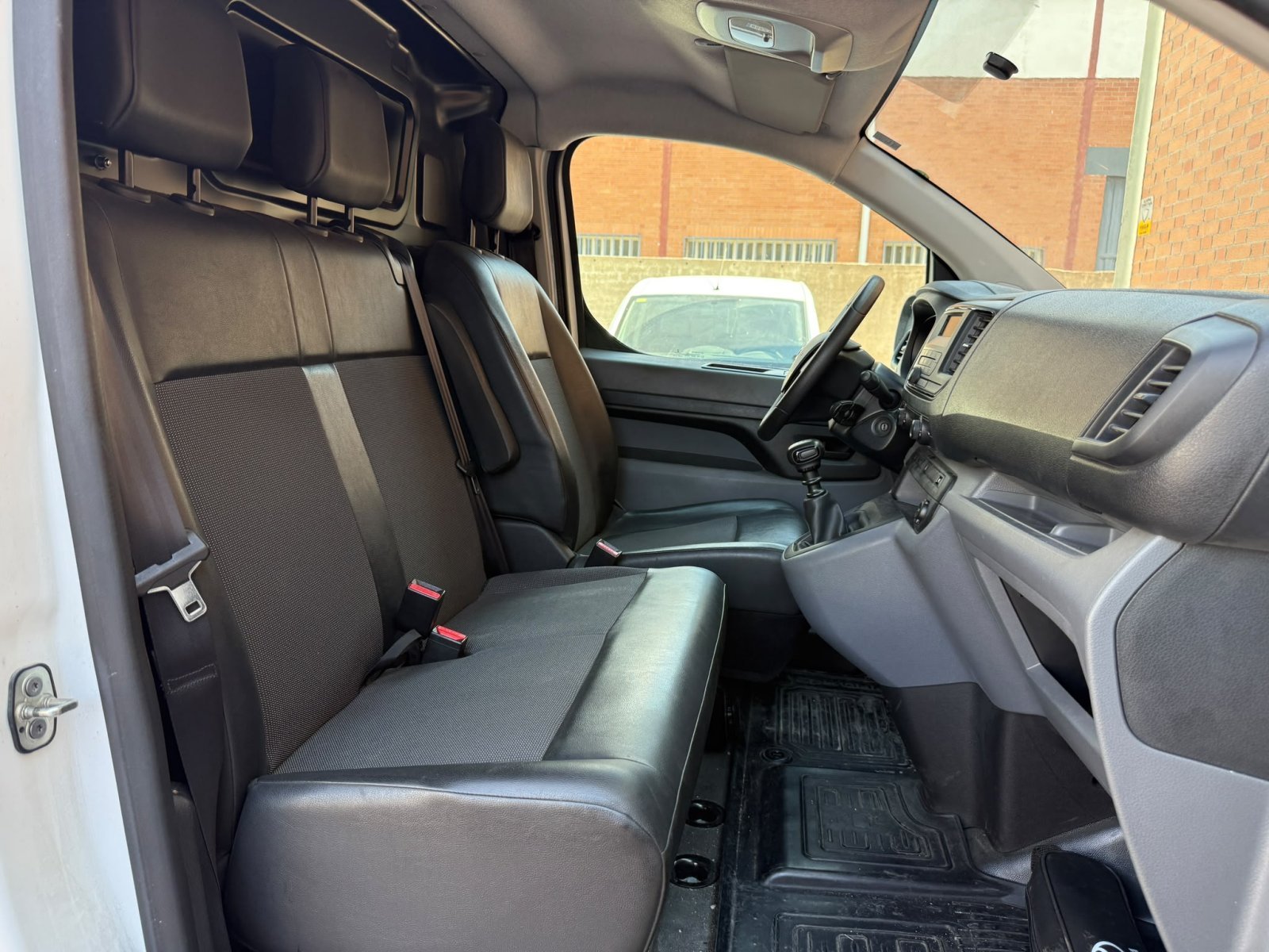 TOYOTA PROACE 2.0D 120CV BUSINESS 1PL 2PT L1 FG.TALLER 14