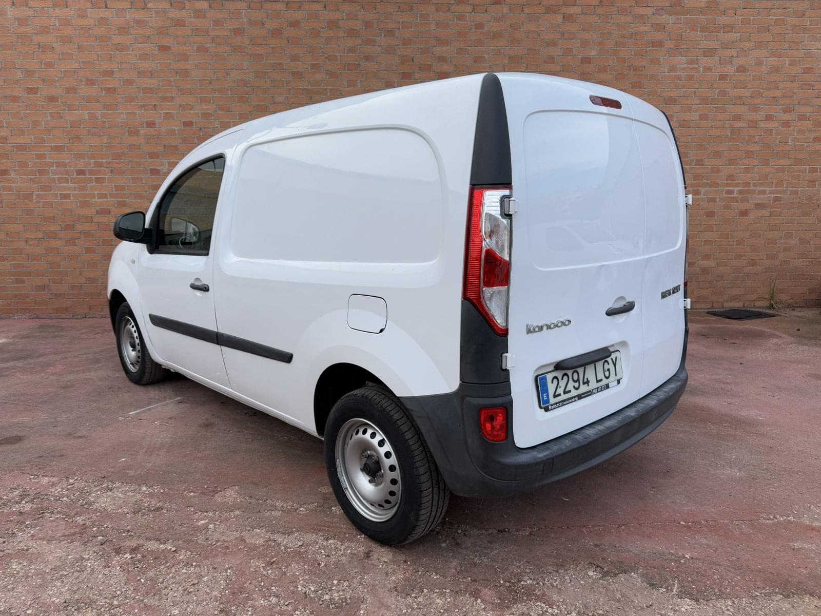 RENAULT KANGOO FURGON PROFESIONAL BLUE DCI 59 KW (80CV) 6