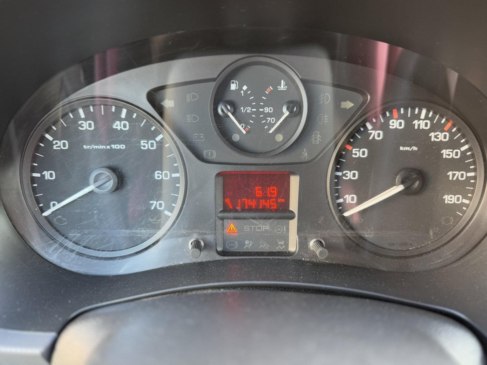 CITROEN BERLINGO TALLA M BLUEHDI 75 LIVE /bola remolque 9