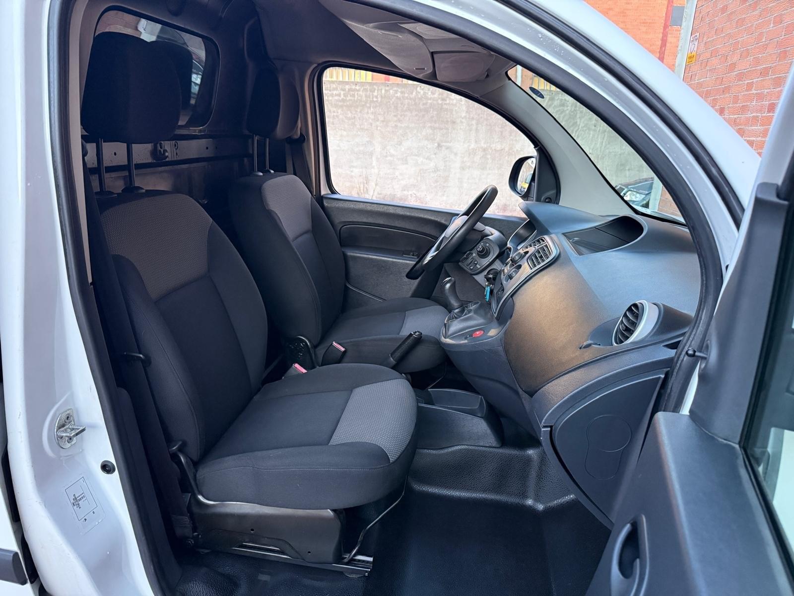 RENAULT KANGOO EXPRESS PROFESIONAL DCI 66 KW /baca+bola 12