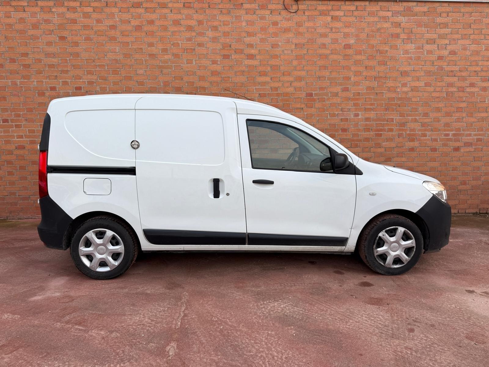 DACIA DOKKER VAN ESSENTIAL 1.6 75KW (102CV) GLP 6