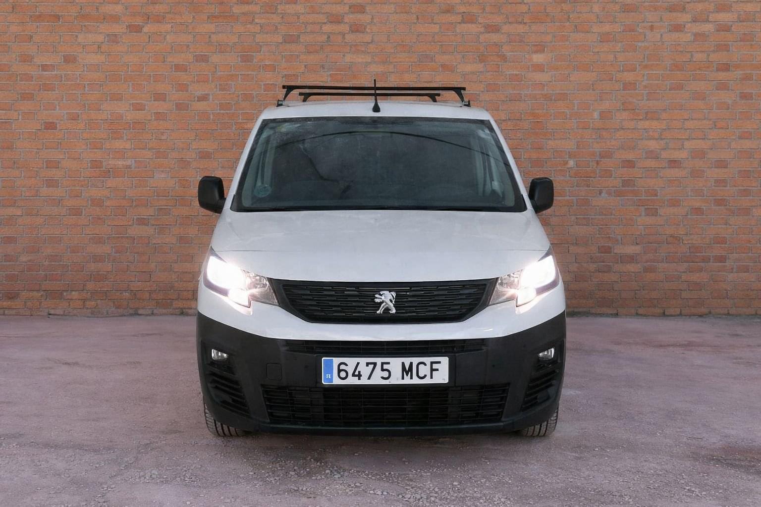 PEUGEOT PARTNER COM. PRO STANDARD 600KG BLUEHDI /BACA 3 