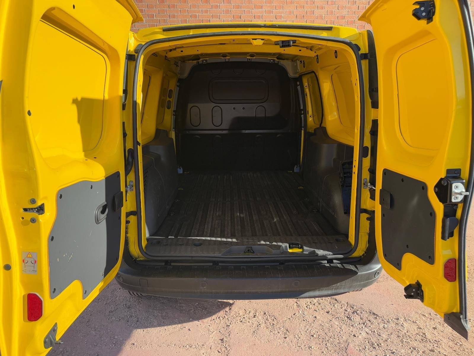 RENAULT KANGOO MAXI EXPRESS 2P BLUE DCI 70 KW (95CV) /camara 10