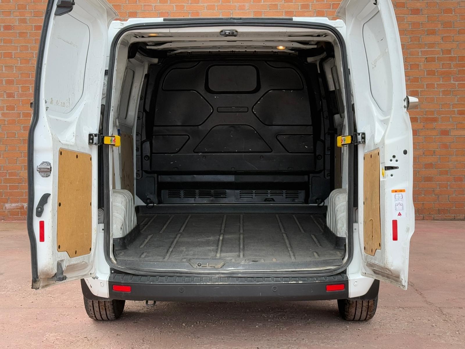 FORD TRANSIT CUSTOM VAN 2.0 TDCI 96KW 280 L1 TREND 9 