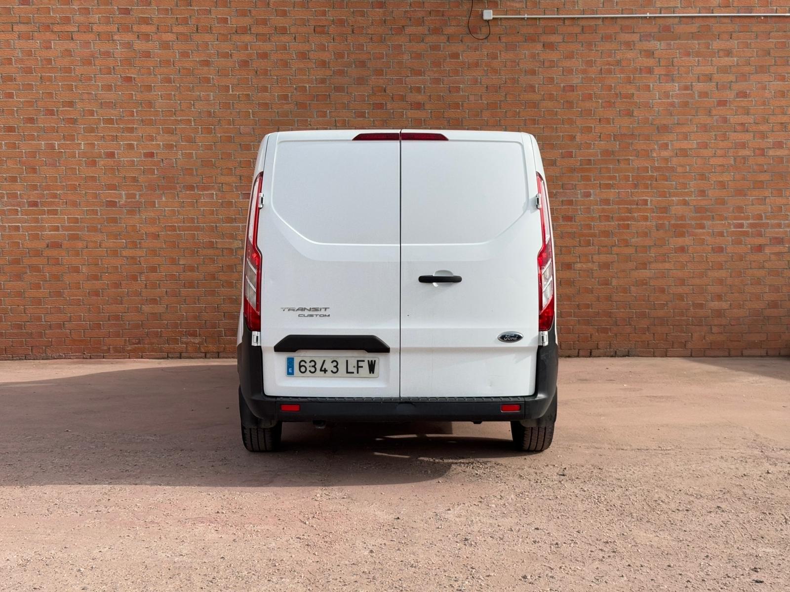 FORD TRANSIT CUSTOM VAN 2.0 TDCI 77KW 260 L1 AMBIENTE 8 