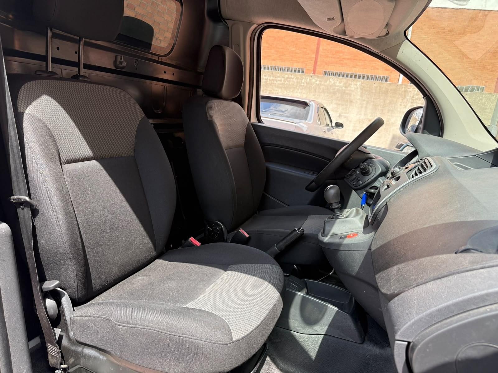 RENAULT KANGOO FURGON PROFESIONAL BLUE DCI 59 KW (80CV) 12 