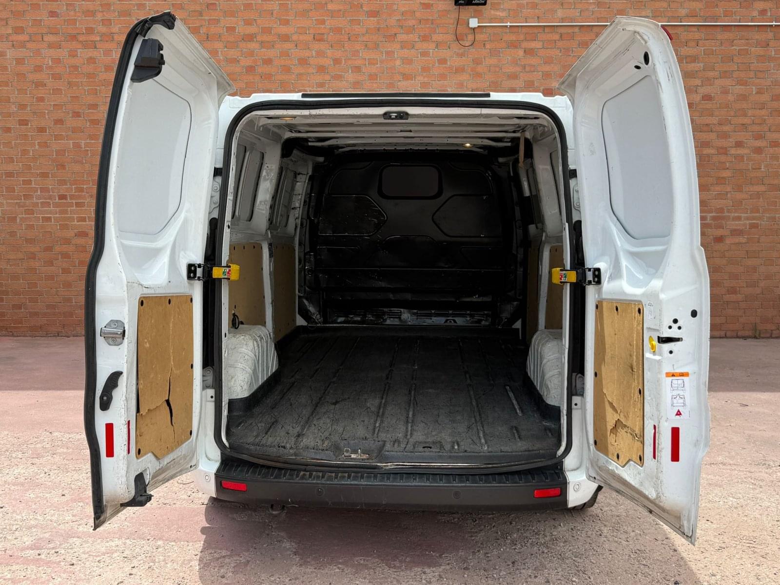 FORD TRANSIT CUSTOM VAN 2.0 TDCI 77KW 300 L2 TREND 9