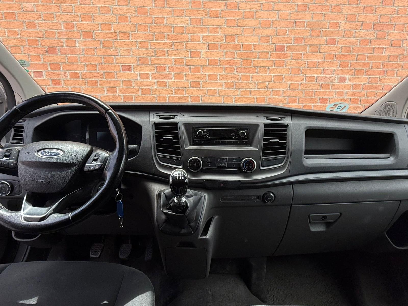 FORD TRANSIT CUSTOM VAN 2.0 TDCI 77KW 300 L2 TREND 10