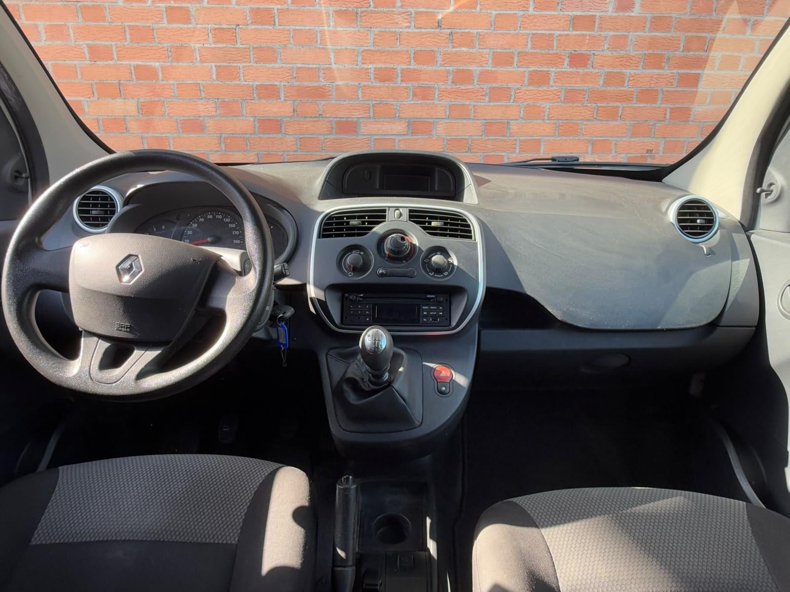 RENAULT KANGOO FURGON PROFESIONAL BLUE DCI 59 KW (80CV) 10