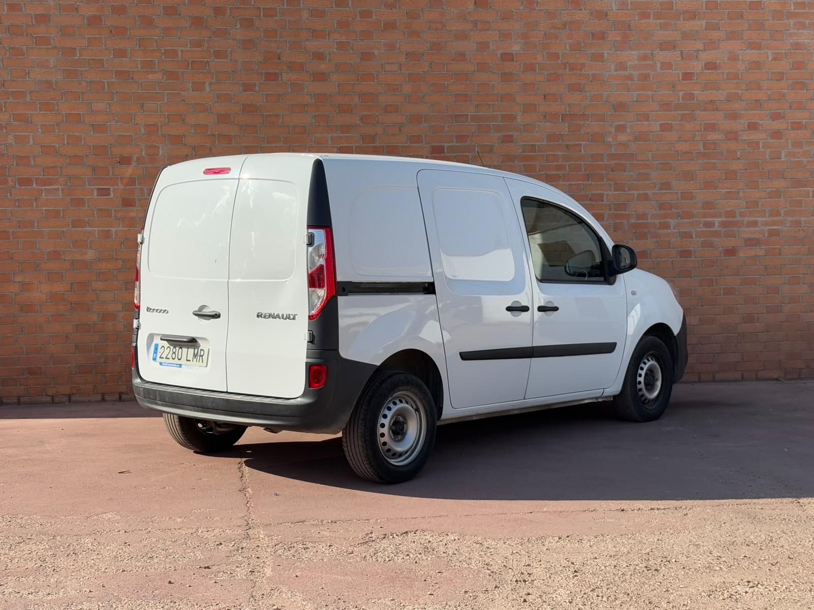 RENAULT KANGOO FURGON PROFESIONAL BLUE DCI 59 KW (80CV) 3