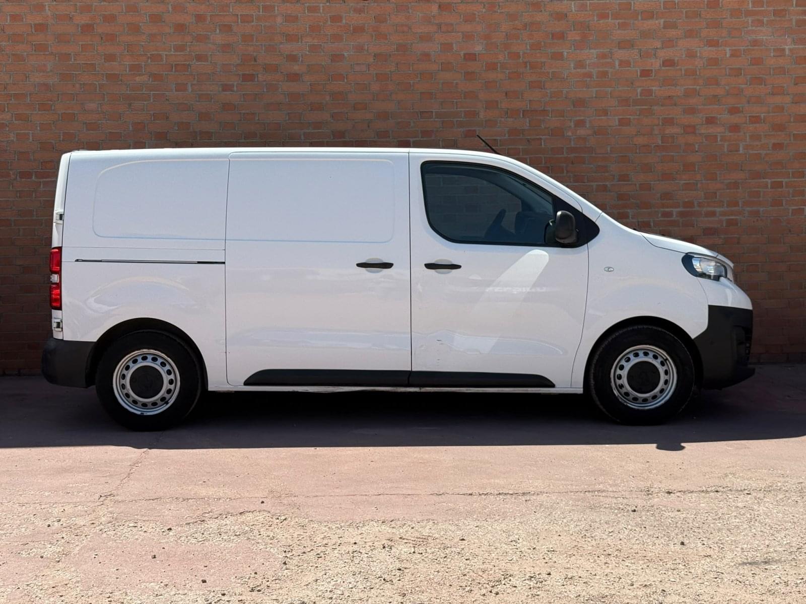 PEUGEOT EXPERT FURGON PREMIUM 1.5 BLUEHDI 100 STANDARD 3