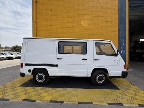 MERCEDES MB 100D 1994 de segunda mano