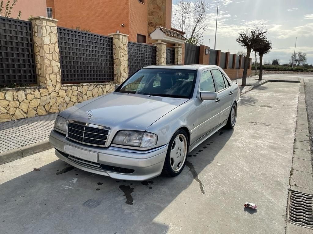 MERCEDES 500 SEL 4 