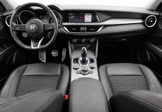 ALFA ROMEO STELVIO 2.2 D 190CV SPRINT RWD 2021 de segunda mano