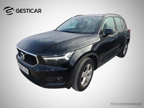 VOLVO XC40 T3 MOMENTUM 165CV AT8 2020 de segunda mano