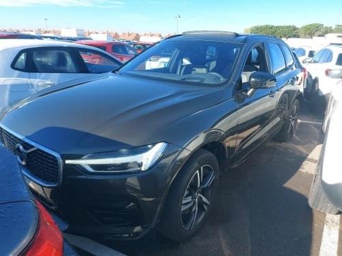 VOLVO XC60 R DESIGN AWD 2.0 B5 235CV 2020 de segunda mano